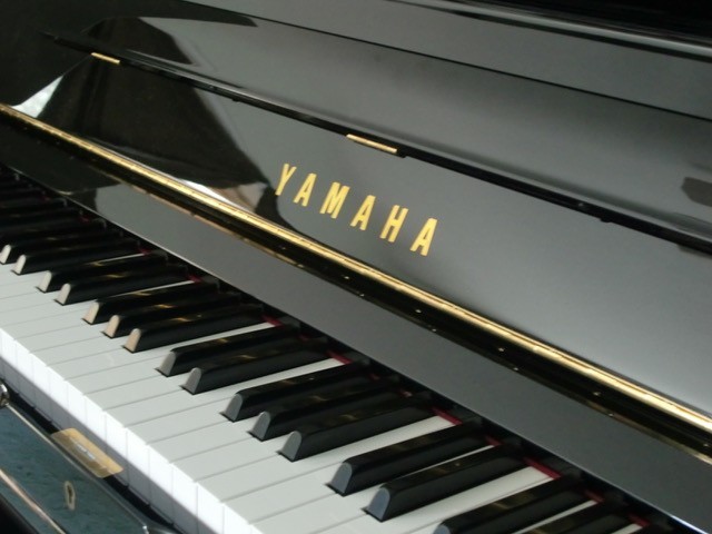 Used Like New YAMAHA U1 Disklavier Upright Piano For Sale