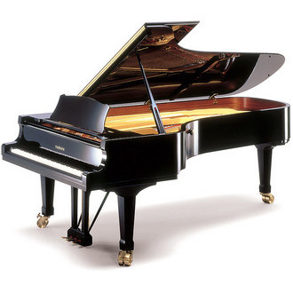 Yamaha Piano in Tororo - Musical Instruments & Gear, Sumiyoshi